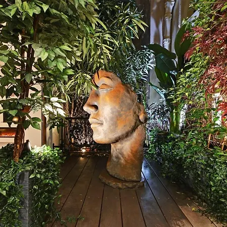 Saint Andre Des Arts Heart Of Design Parigi